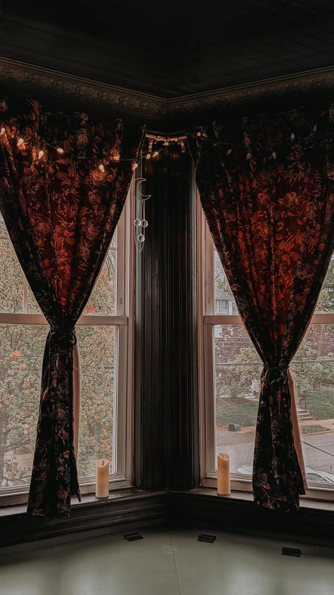 Post 2 by A L I N E |  Victorian Home - Witch - Artist - Traveler ✨ on Instagram (video)