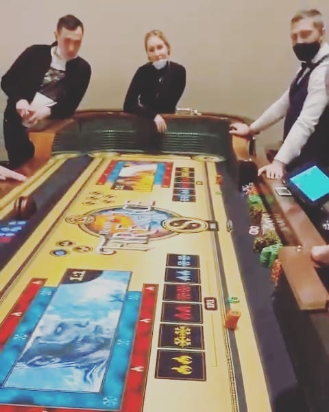 Post 6 by 𝐏𝐎𝐊𝐄𝐑 𝐏𝐋𝐀𝐘𝐄𝐑 on Instagram (video)