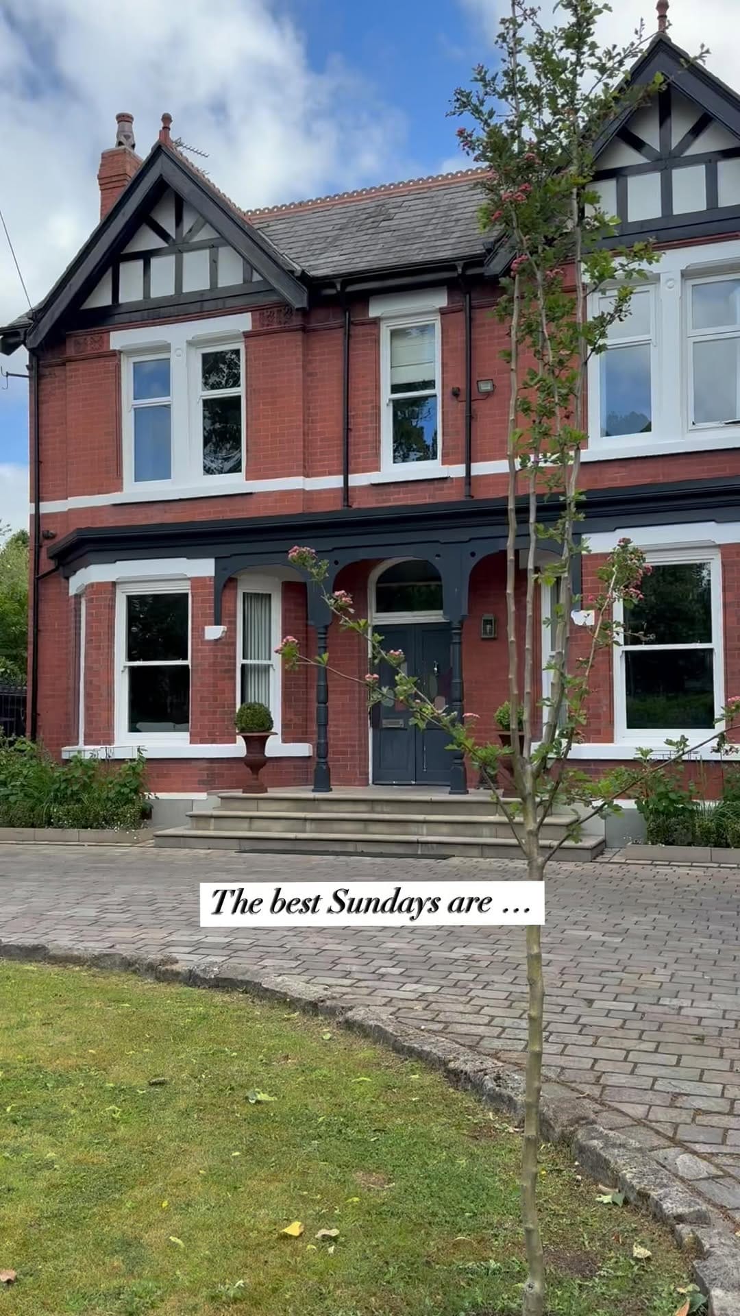Post 4 by Emma Jamieson, Home Styling & Interiors on Instagram (video)