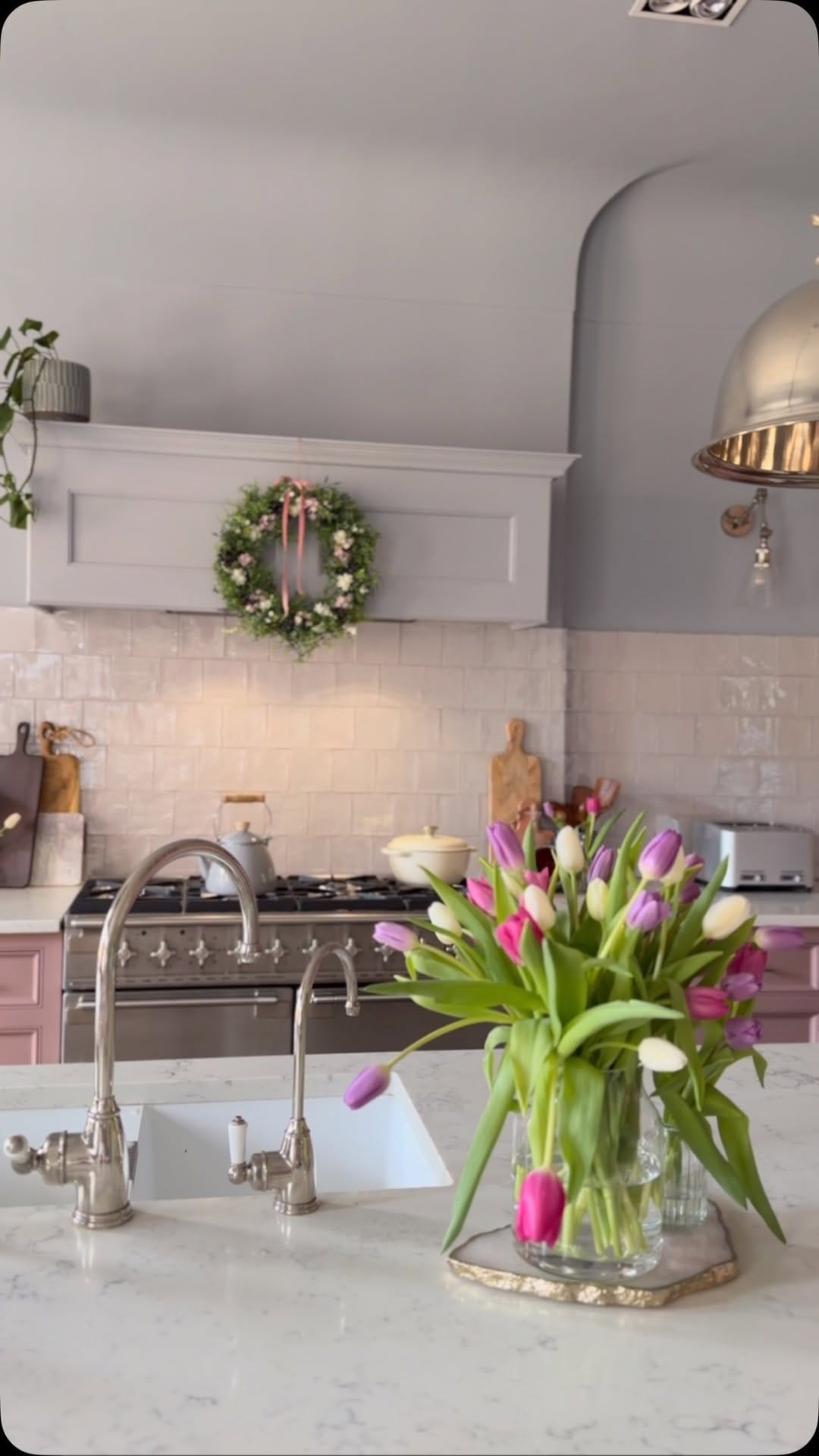 Post 9 by Emma Jamieson, Home Styling & Interiors on Instagram (video)