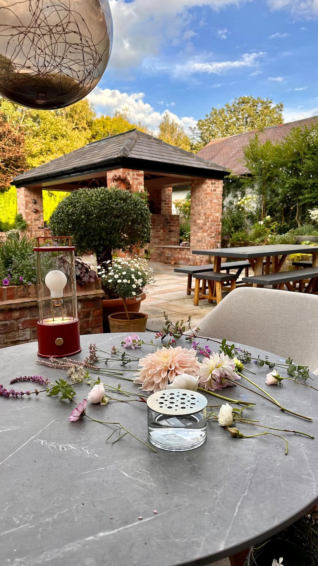 Post 7 by Emma Jamieson, Home Styling & Interiors on Instagram (video)