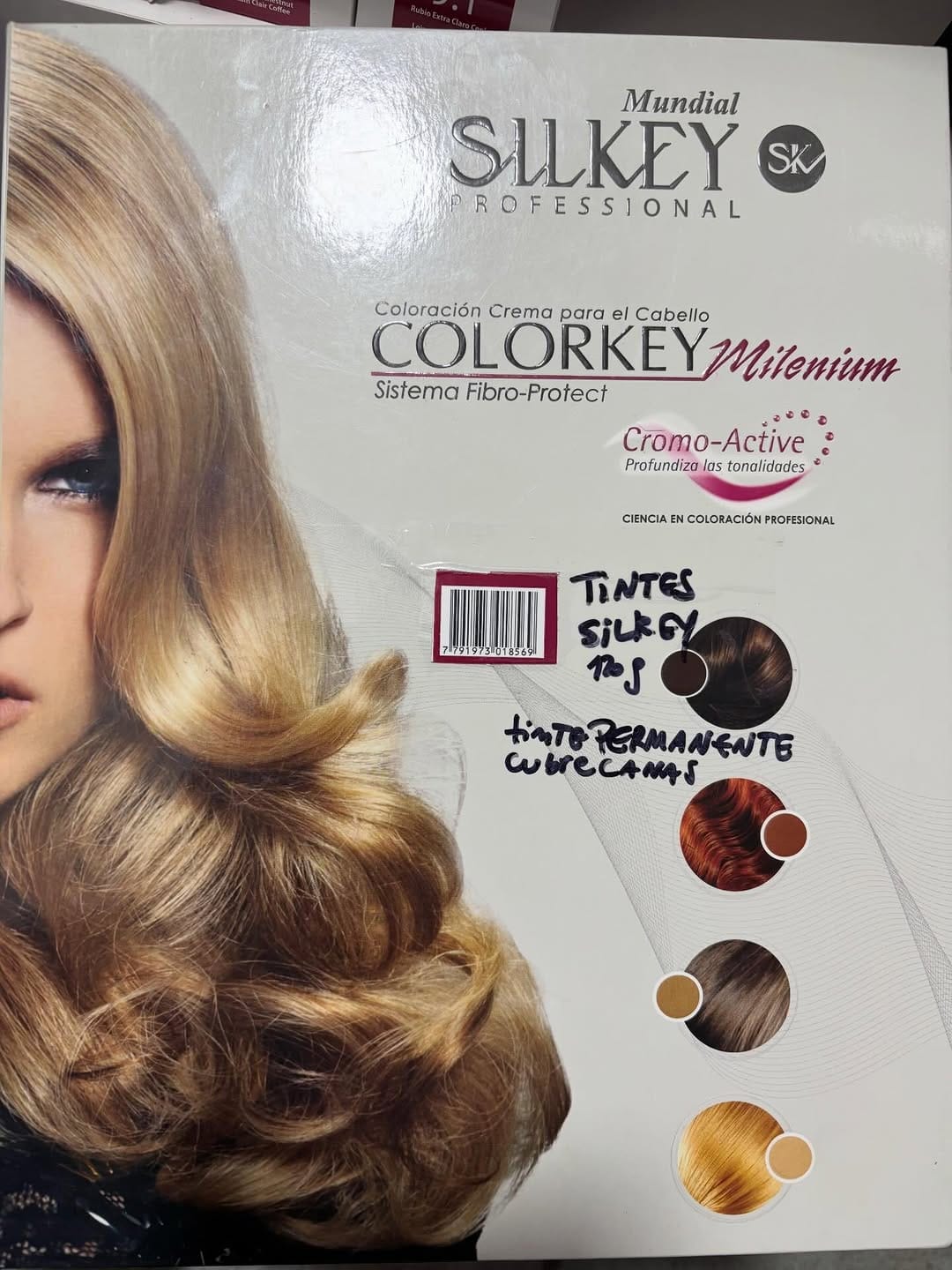 Post 10 by Productos capilares Olaplex skala victorias Secret rancagua on Instagram (carousel)