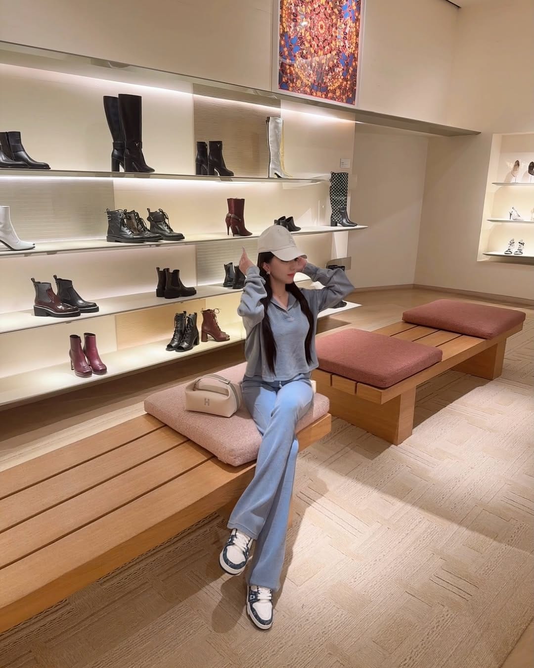 Post 9 by Hueimin Kuan on Instagram (carousel)