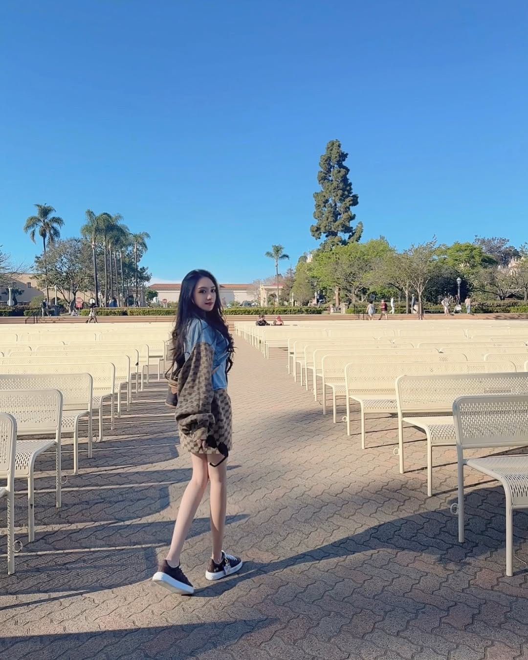 Post 6 by Hueimin Kuan on Instagram (carousel)
