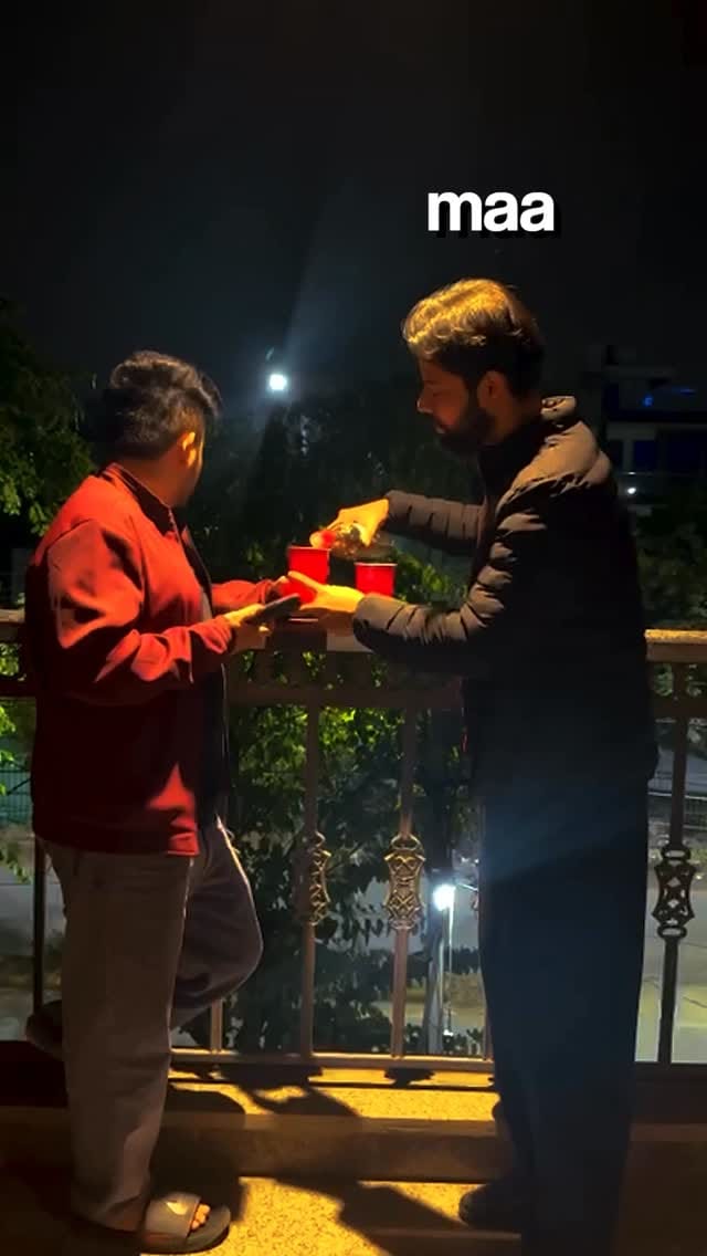 Post 6 by Amit Thakur on Instagram (video)