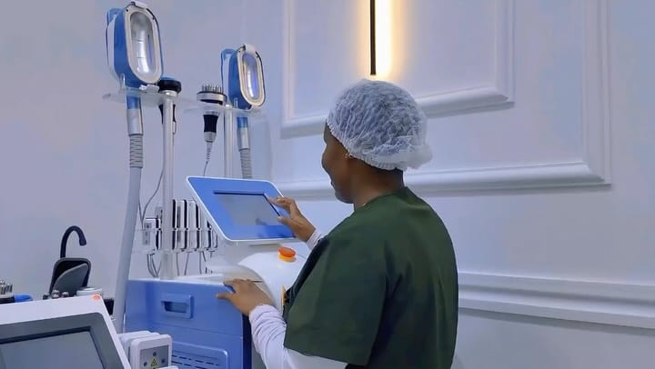 Post 9 by FeFe Luxury Medical Aesthetics | Dental Clinic on Instagram (video)