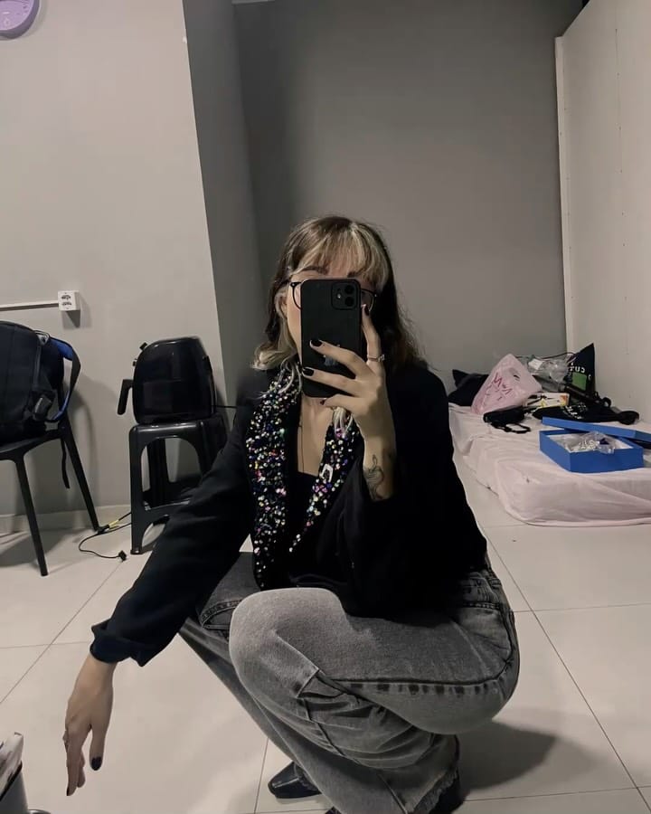 Post 6 by isabella cacélia 👾 on Instagram (carousel)