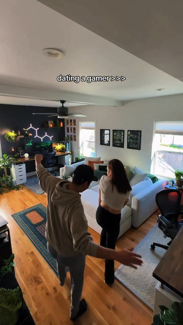 Post 7 by COZEE on Instagram (video)