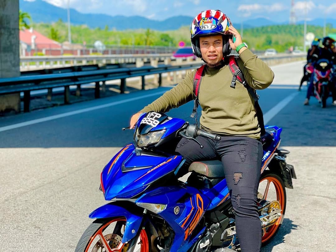 Post 8 by ᴍᴜʜᴀᴍᴍᴀᴅ ʜᴀꜰɪᴢᴜᴅᴅɪɴ ꜱᴀʏᴜᴛɪ🇲🇾 on Instagram (image)