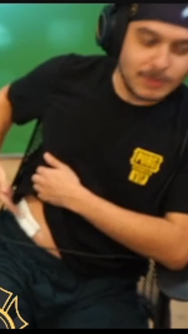 Post 10 by Aaron Castillo on Instagram (video)