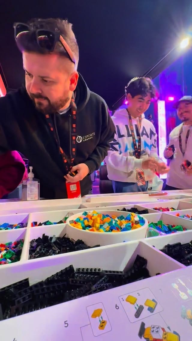 Post 8 by Austin John Plays on Instagram (video)