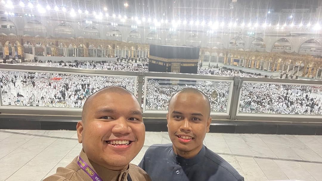 Post 9 by SYAHMI HAFIY on Instagram (carousel)