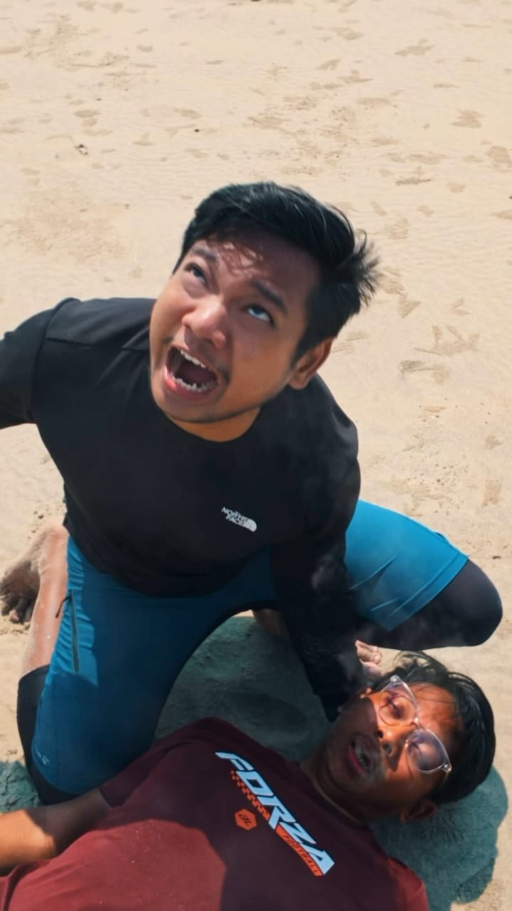 Post 6 by FarydCupid™ on Instagram (video)