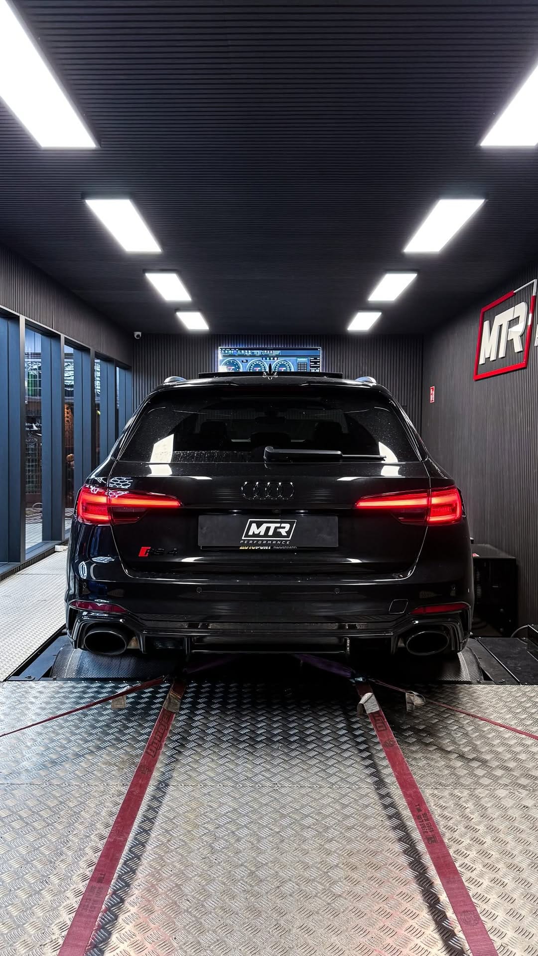 Post 5 by MTR-PERFORMANCE NL🇳🇱 on Instagram (video)