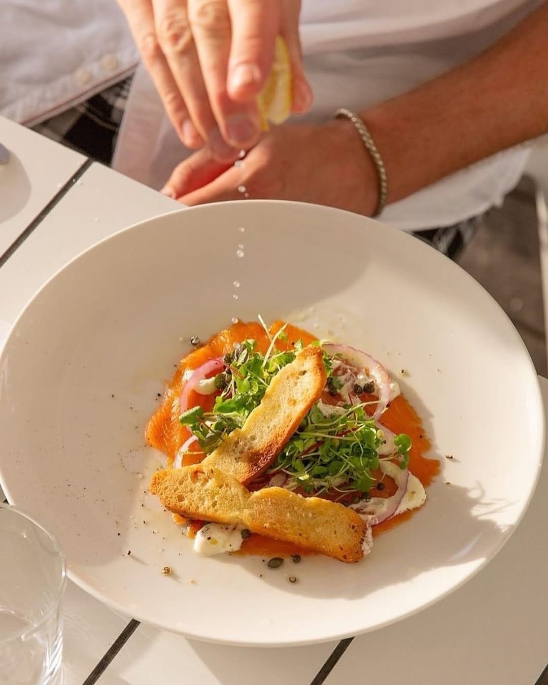 Post 4 by Omeros Bros Seafood Restaurant on Instagram (image)