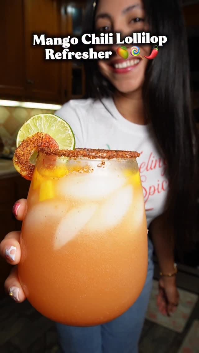 Post 9 by Lesly Montero on Instagram (video)