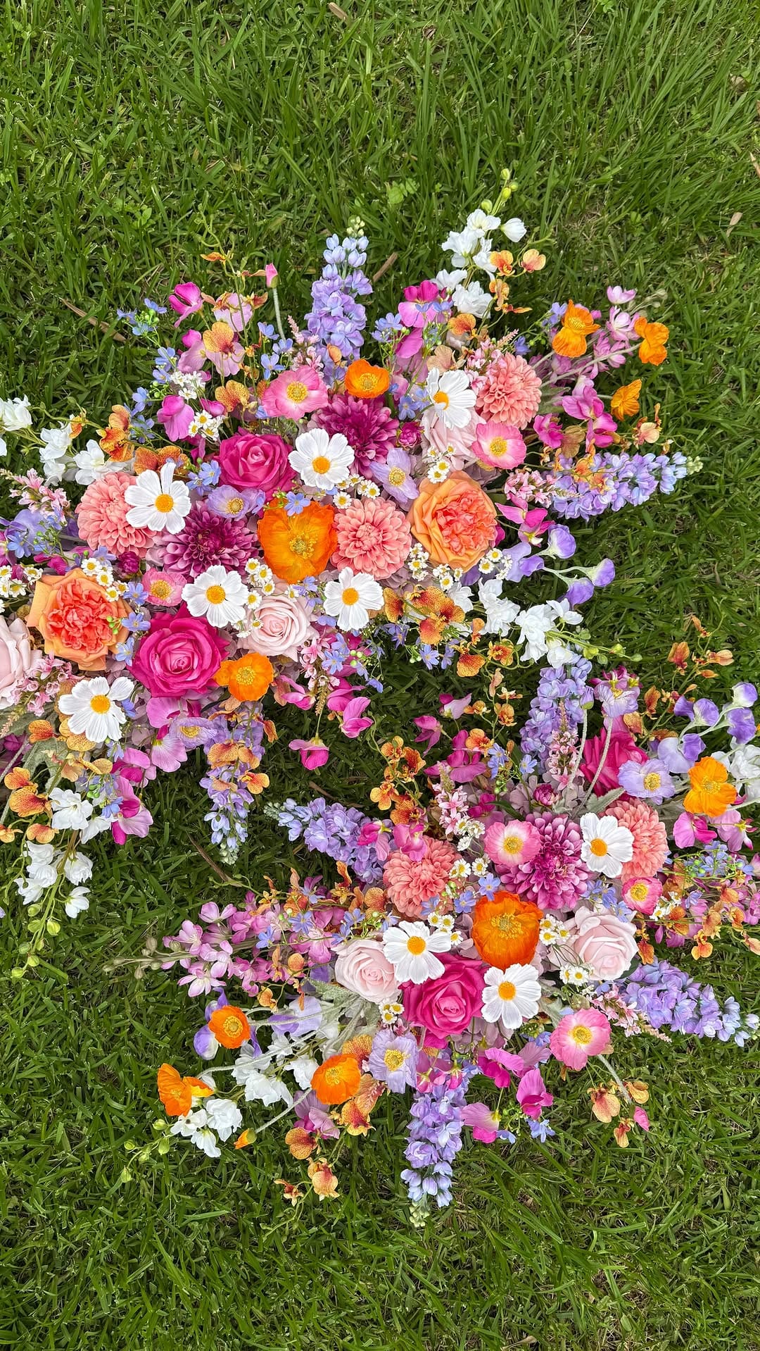 Post 9 by Sonder + Stone Boutique | Artificial Flowers on Instagram (video)