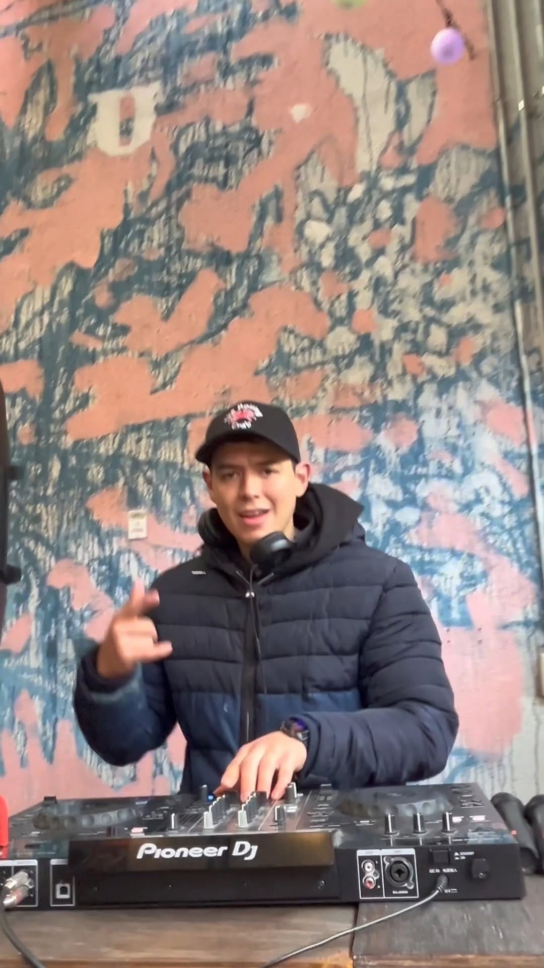 Post 4 by EziStreat Food Hall, Beer Garden & Events on Instagram (video)