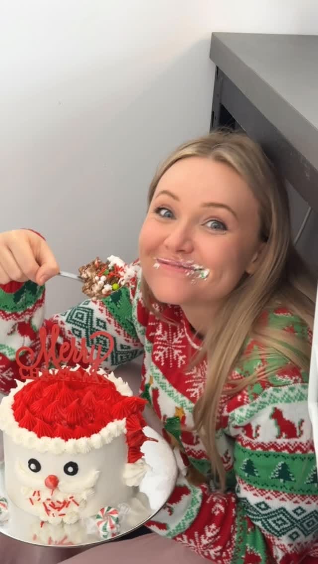 Post 7 by My Favourite Baker®️ on Instagram (video)