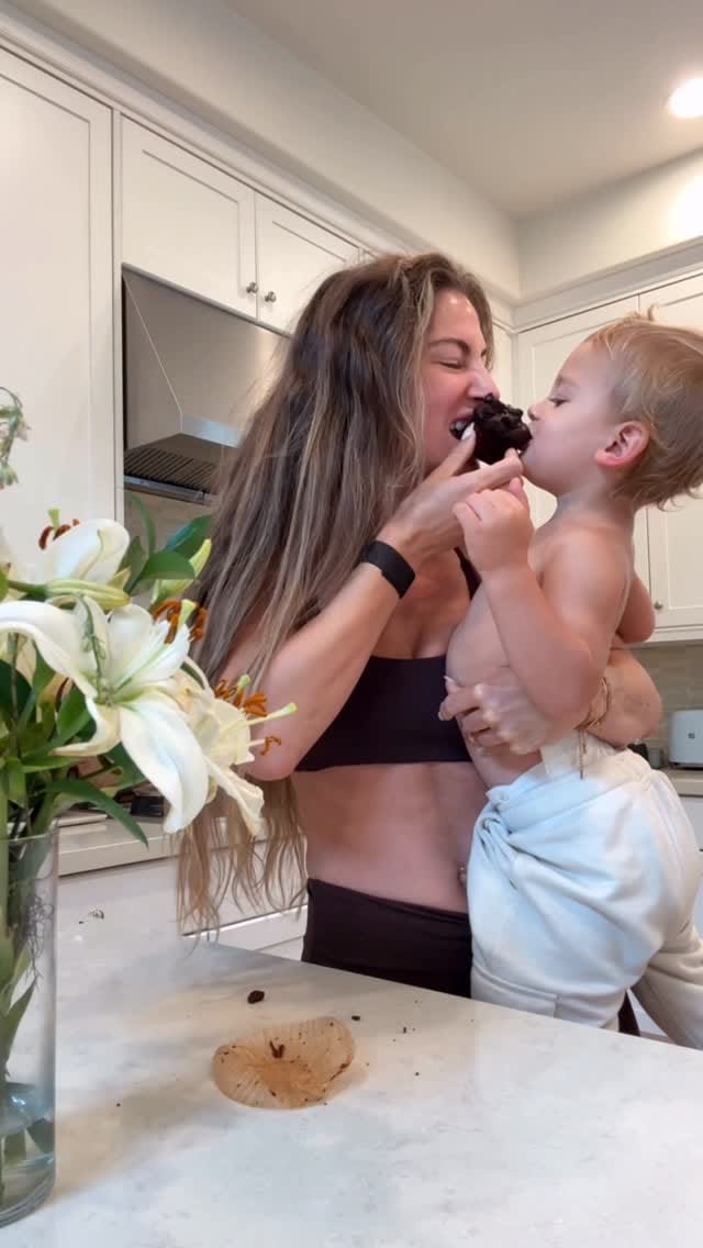 Post 4 by Lisa Victoria 🌹 on Instagram (video)
