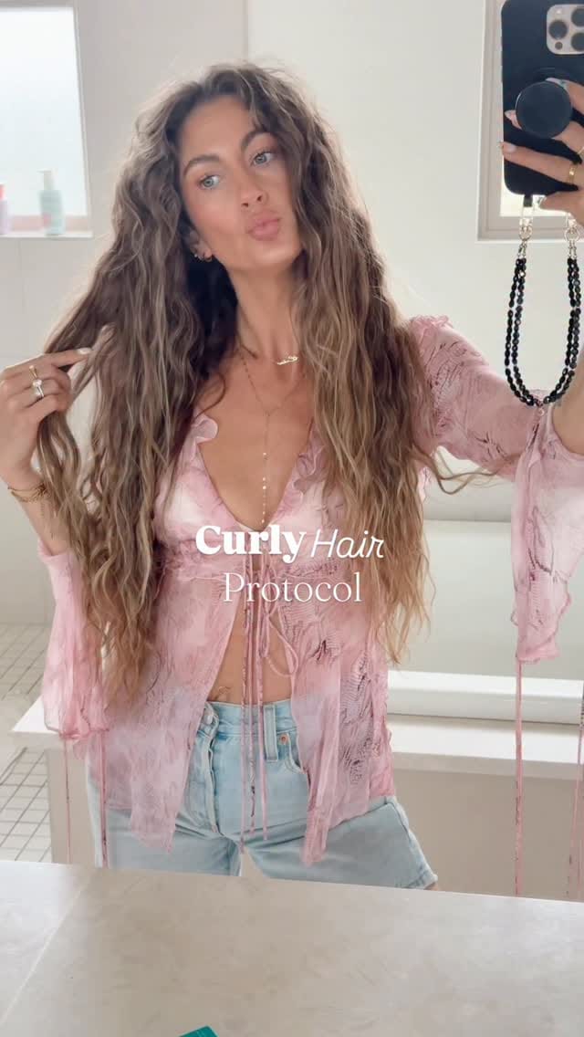 Post 7 by Lisa Victoria 🌹 on Instagram (video)