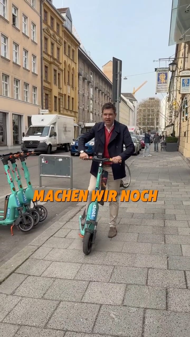 Post 2 by Herkert Herrenausstatter on Instagram (video)