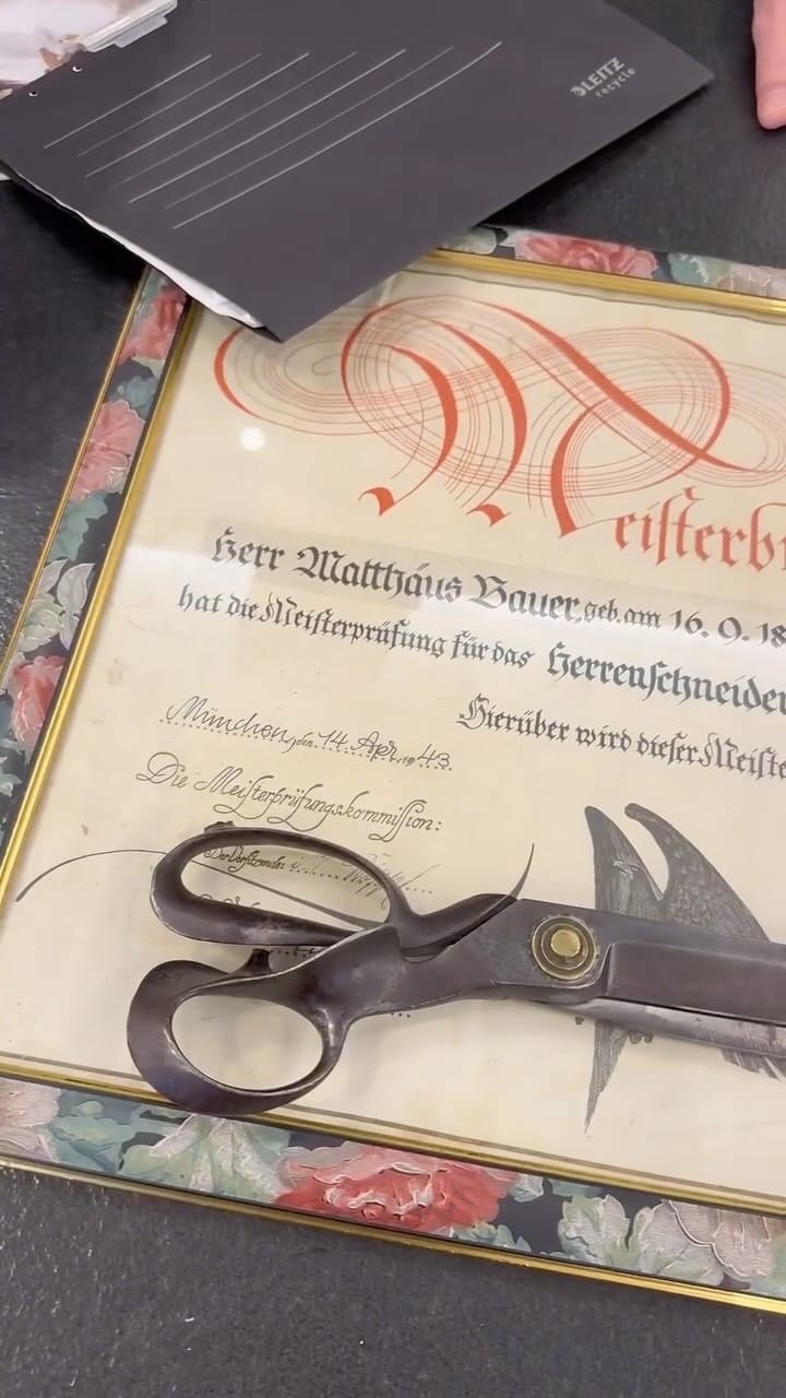Post 3 by Herkert Herrenausstatter on Instagram (video)