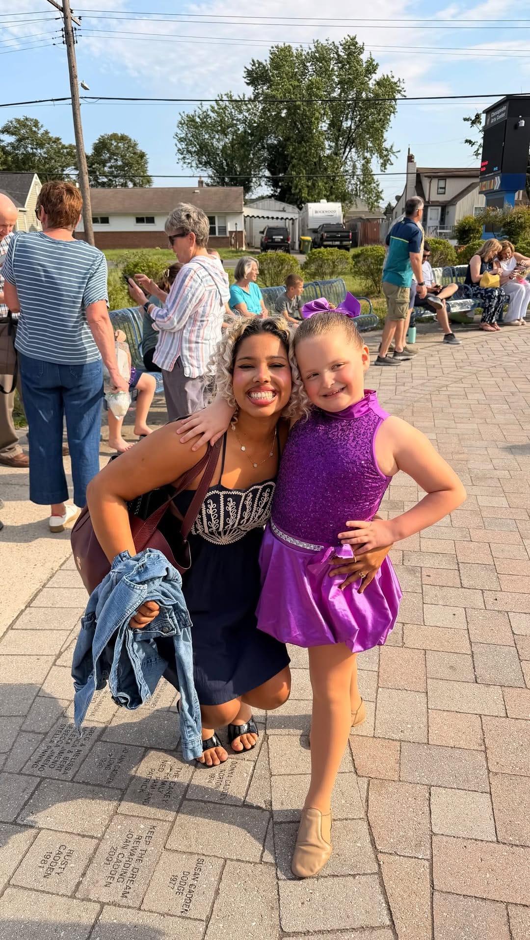 Post 2 by Solleny Mikely on Instagram (video)