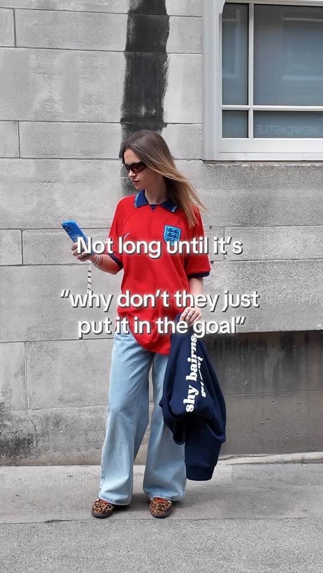 Post 1 by WACELAND. VINTAGE & STREETWEAR on Instagram (video)