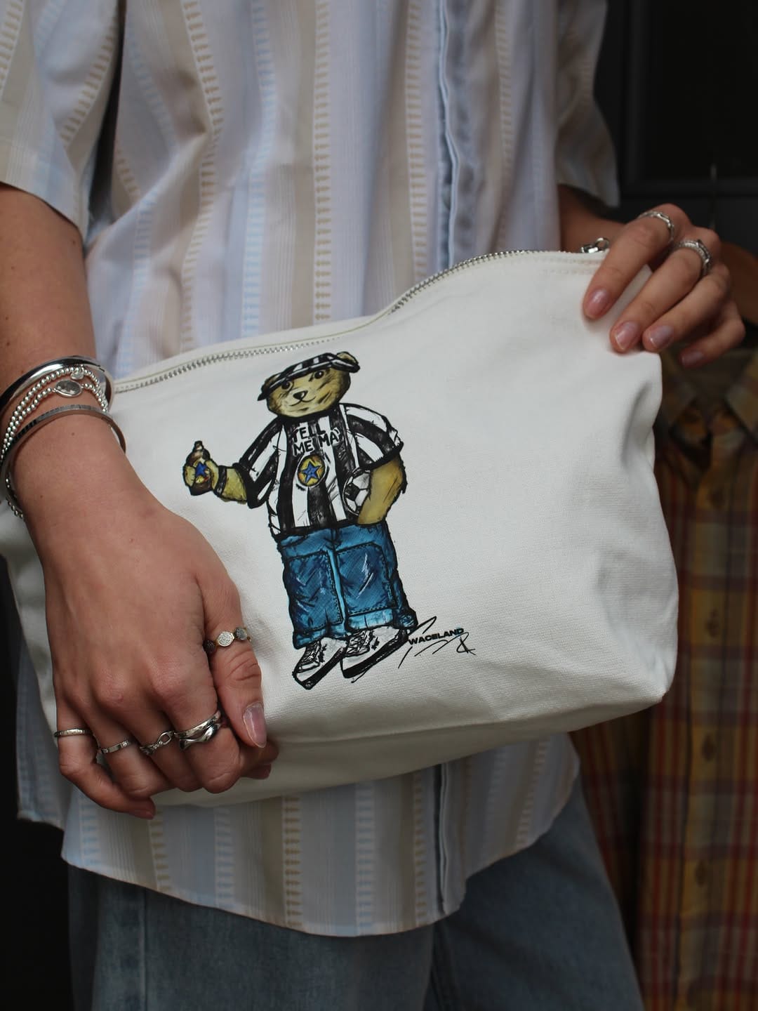 Post 4 by WACELAND. VINTAGE & STREETWEAR on Instagram (carousel)