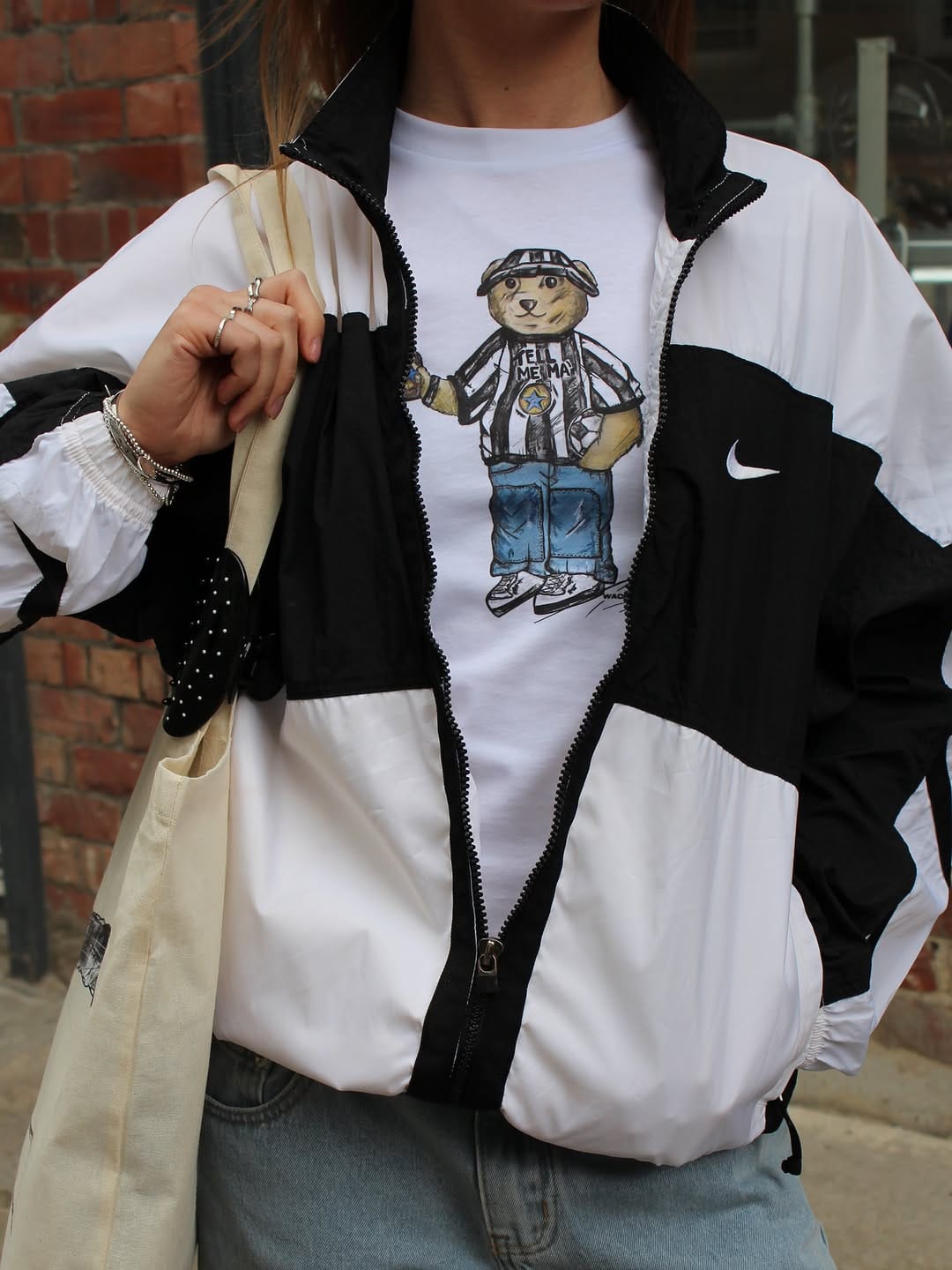 Post 6 by WACELAND. VINTAGE & STREETWEAR on Instagram (carousel)