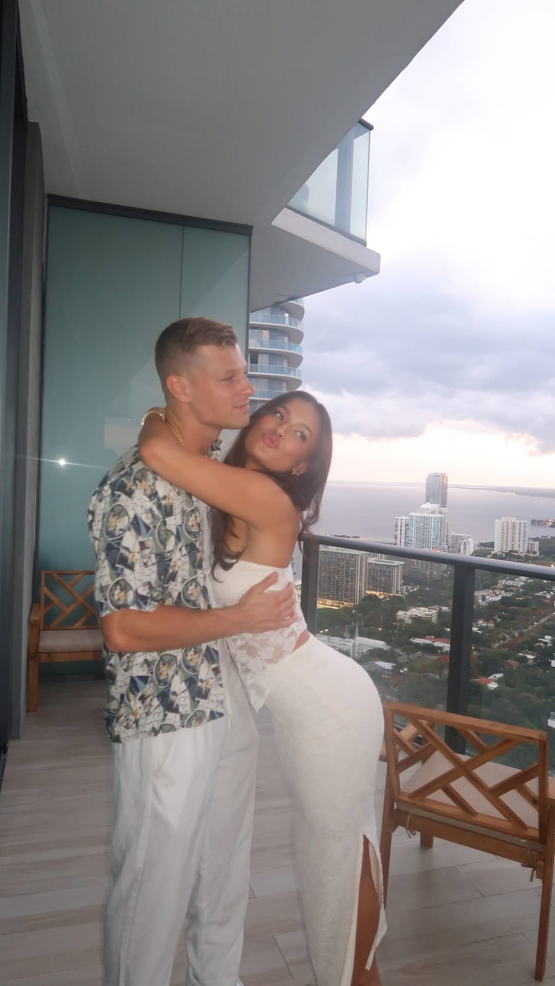 Post 7 by Natalie Cruz on Instagram (video)