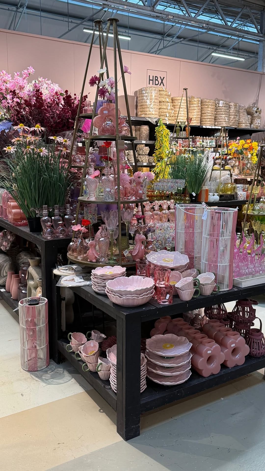 Post 7 by Lieblingsplatz Korbach Conceptstore on Instagram (video)