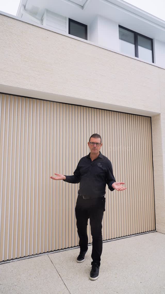 Post 7 by TOWER ARCHITECTURAL DOOR SYSTEMS on Instagram (video)