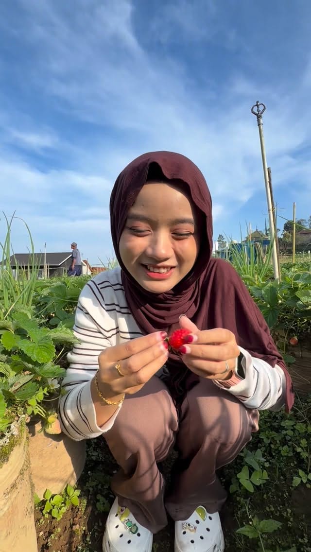 Post 1 by 𝐂𝐢𝐦𝐛𝐫𝐮𝐮𝐭 𝐠𝐚𝐦𝐢𝐧𝐠 on Instagram (video)