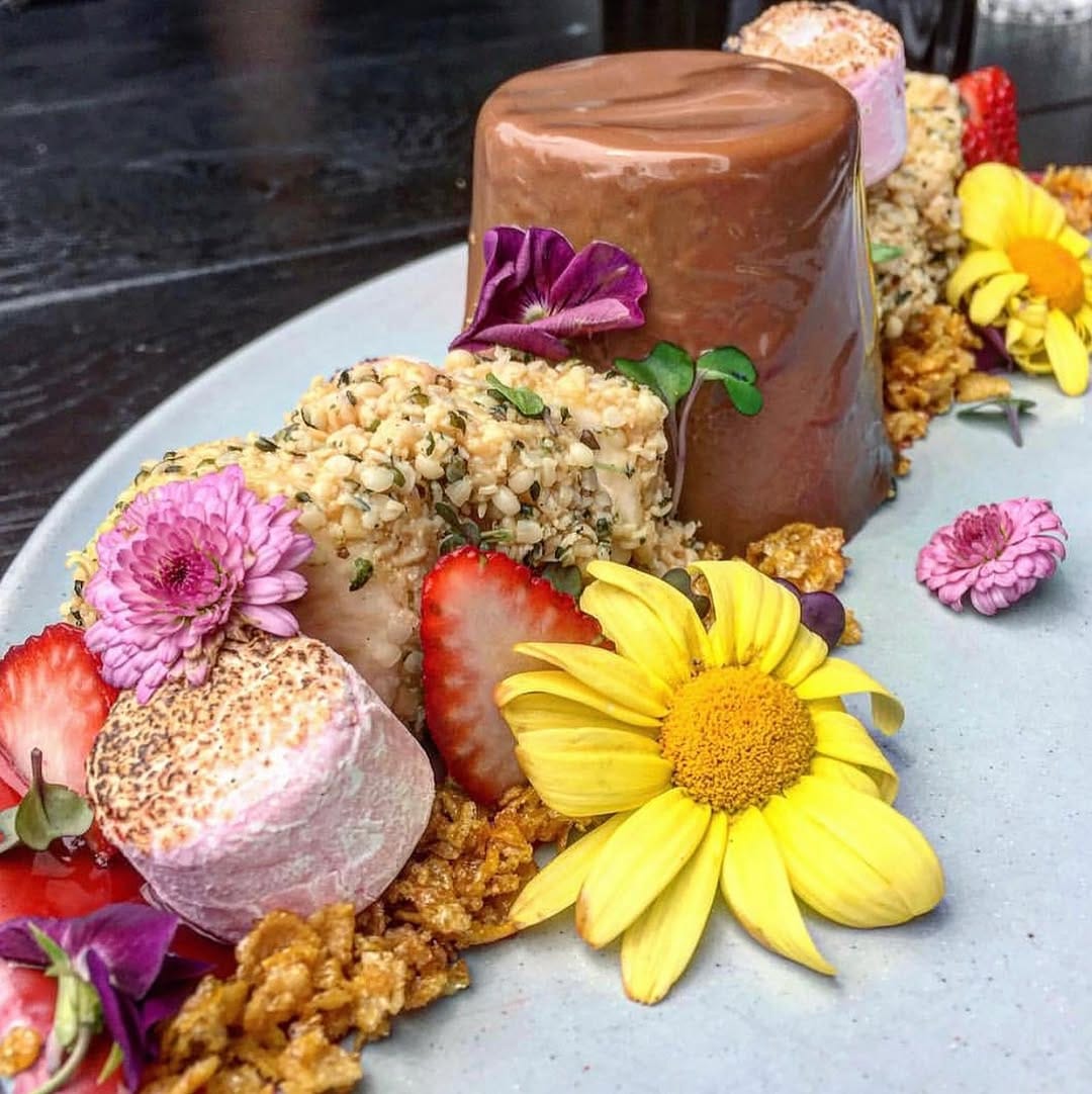 Post 4 by Stylish Foodies on Instagram (image)