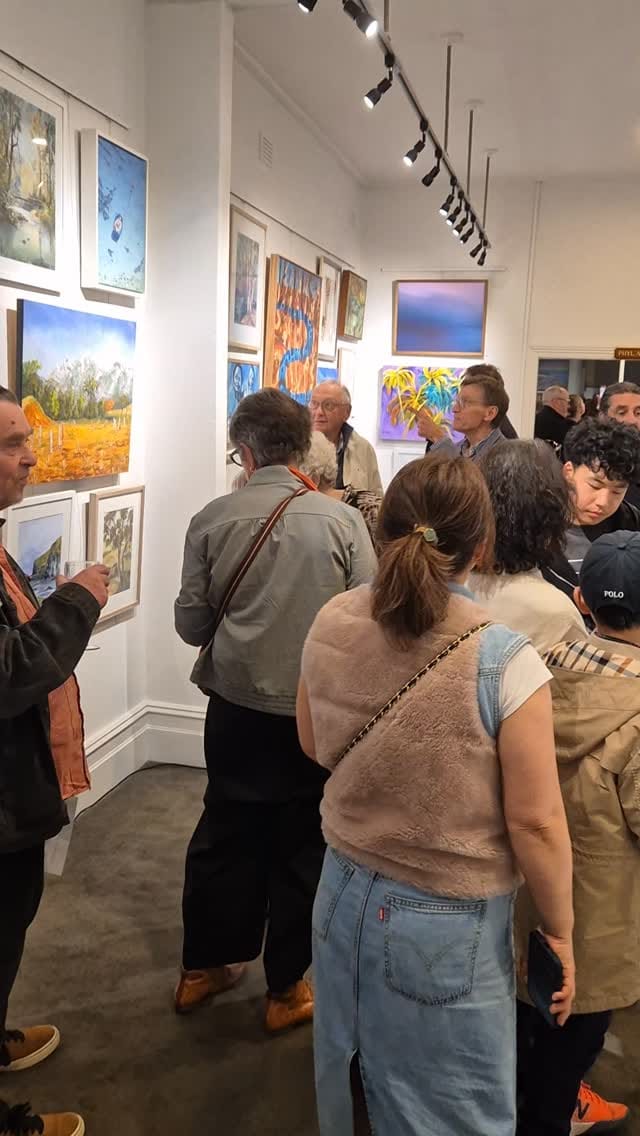 Post 3 by Susan Gardiner (DaSuze Art) on Instagram (video)