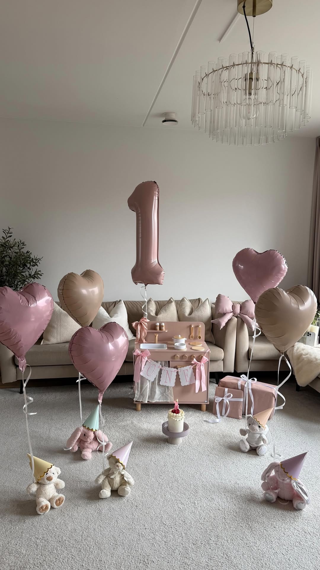 Post 2 by @interiorby.vic on Instagram (video)