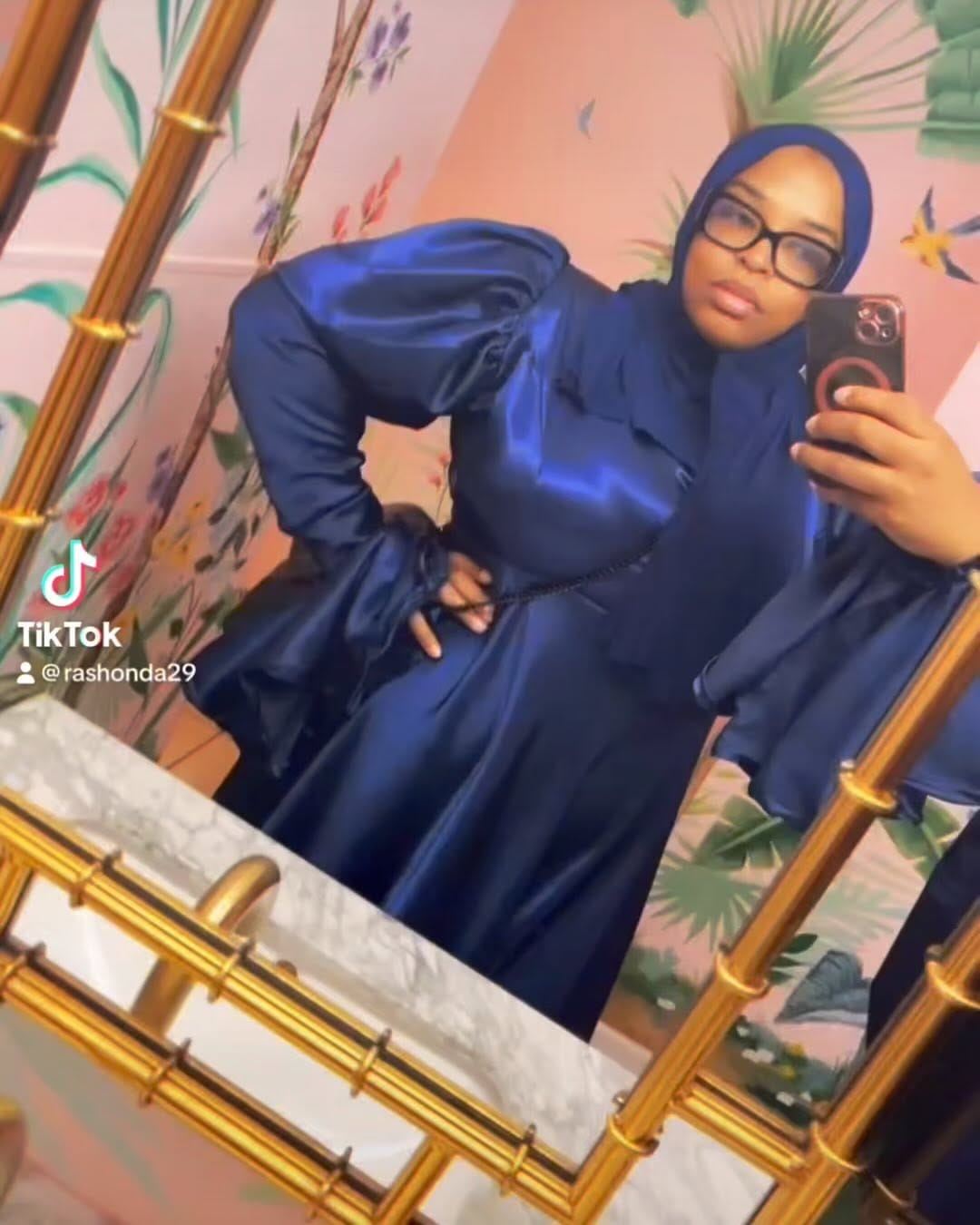 Post 6 by Eiliyah on Instagram (video)
