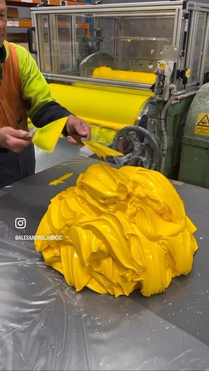 Post 10 by The Sydney Art Store on Instagram (video)