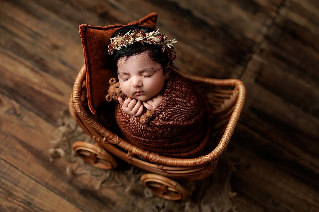 Post 3 by Adelaide Newborn, Maternity & Family Photographer on Instagram (image)