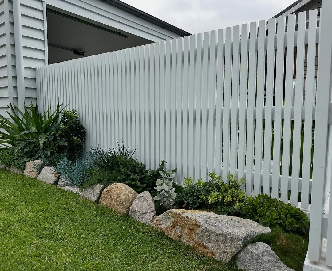 Post 4 by Modern Outdoor Design on Instagram (image)