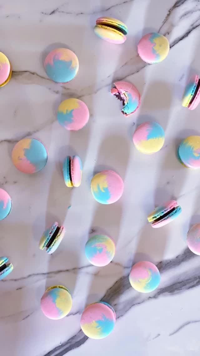 Post 3 by Macarons 🍪 #mactipthursday on Instagram (video)