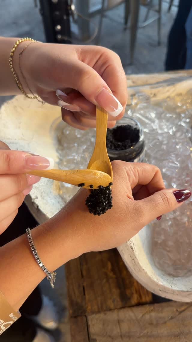 Post 4 by Kat + Kirsten Jamieson-Harwood on Instagram (video)