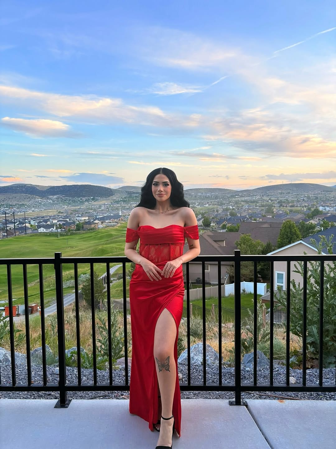 Post 7 by Mirian Perez | Model + Actress on Instagram (carousel)
