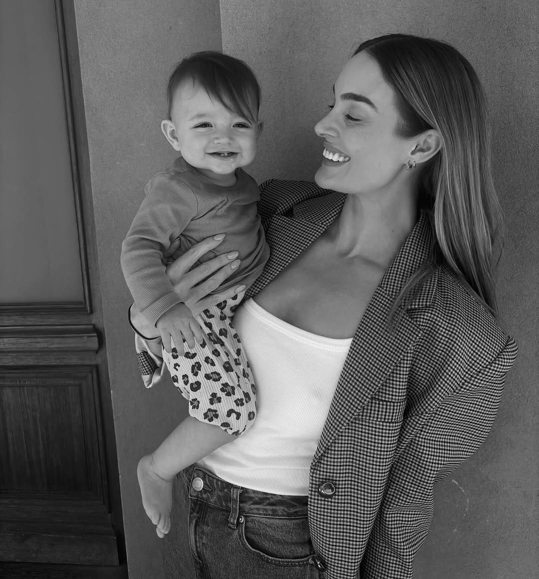 Post 4 by Lucy Margaret on Instagram (image)