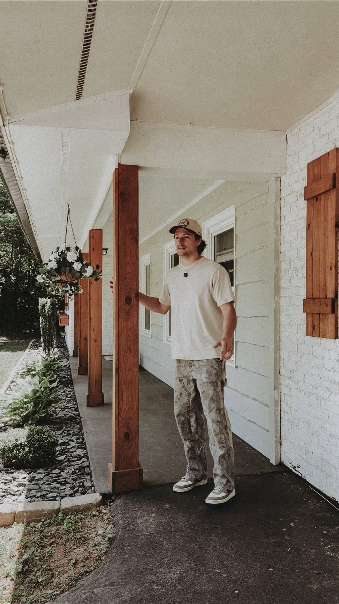 Post 7 by Andrew Powell on Instagram (video)