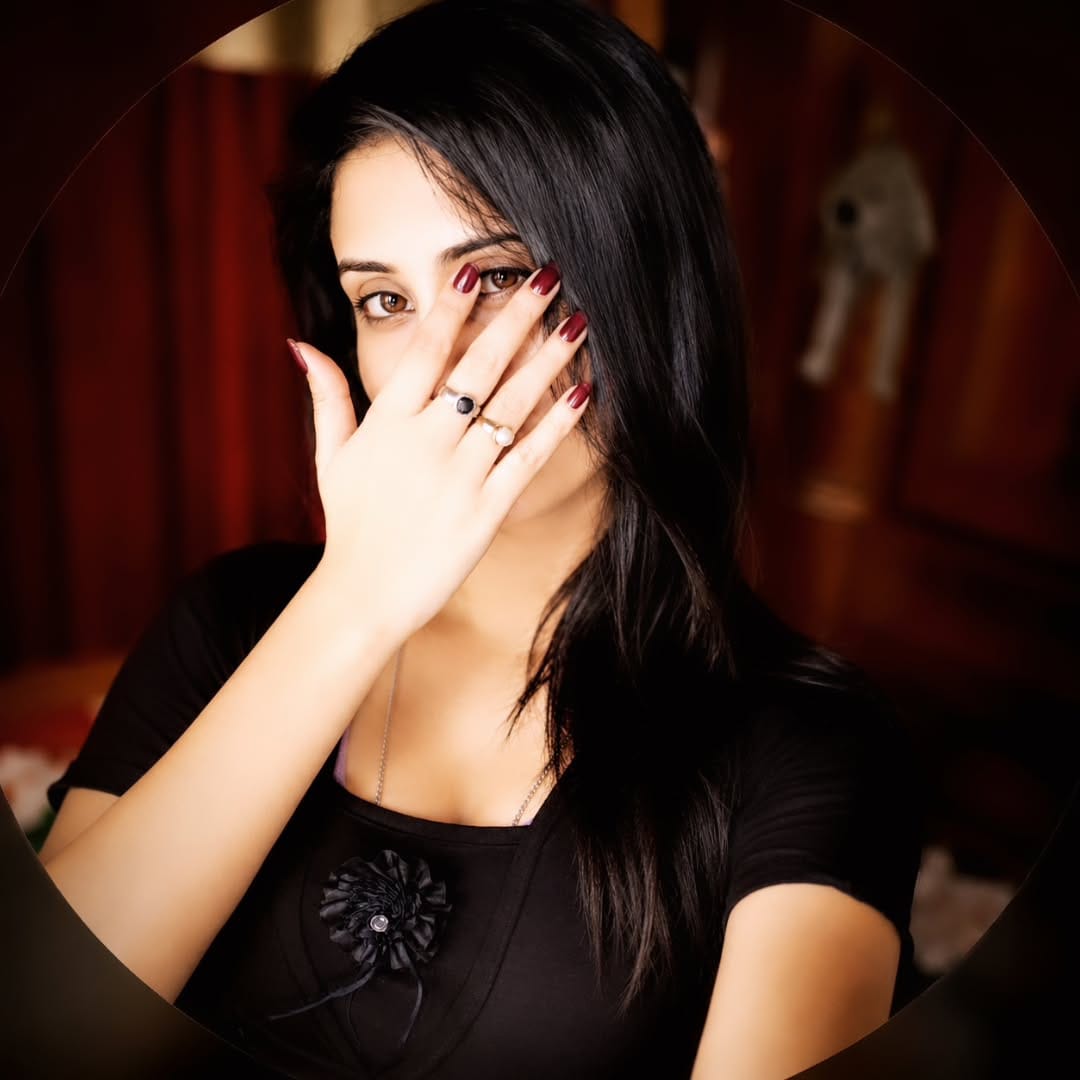 Post 6 by Purbasa Banerjee on Instagram (image)