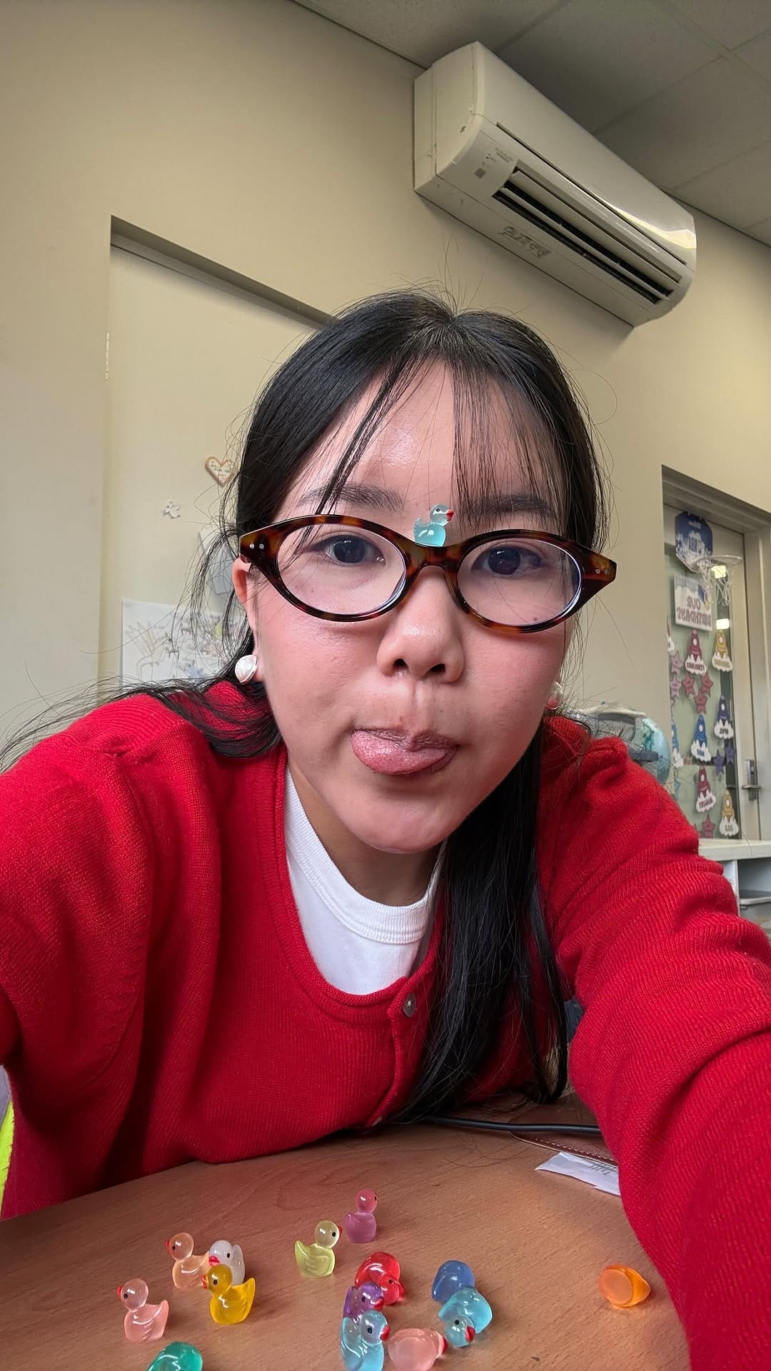 Post 6 by Sylvia | Primary School Teacher 🤍 on Instagram (video)