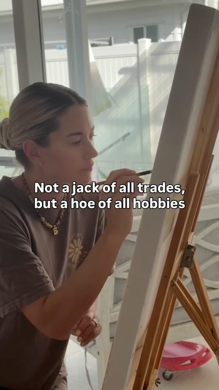 Post 7 by Bec Louis on Instagram (video)